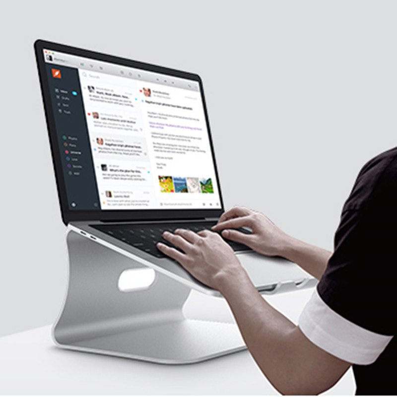 Pro-Series L3 | Fixed-Angle Ergonomic Aluminum Laptop Riser